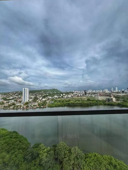 New Luxury Apartment In Cartagena